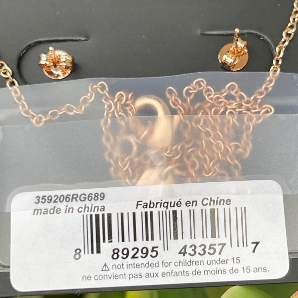 COACH Round Circle Necklace and Tea Rose Stud Earrings Set - Picture 7 of 14